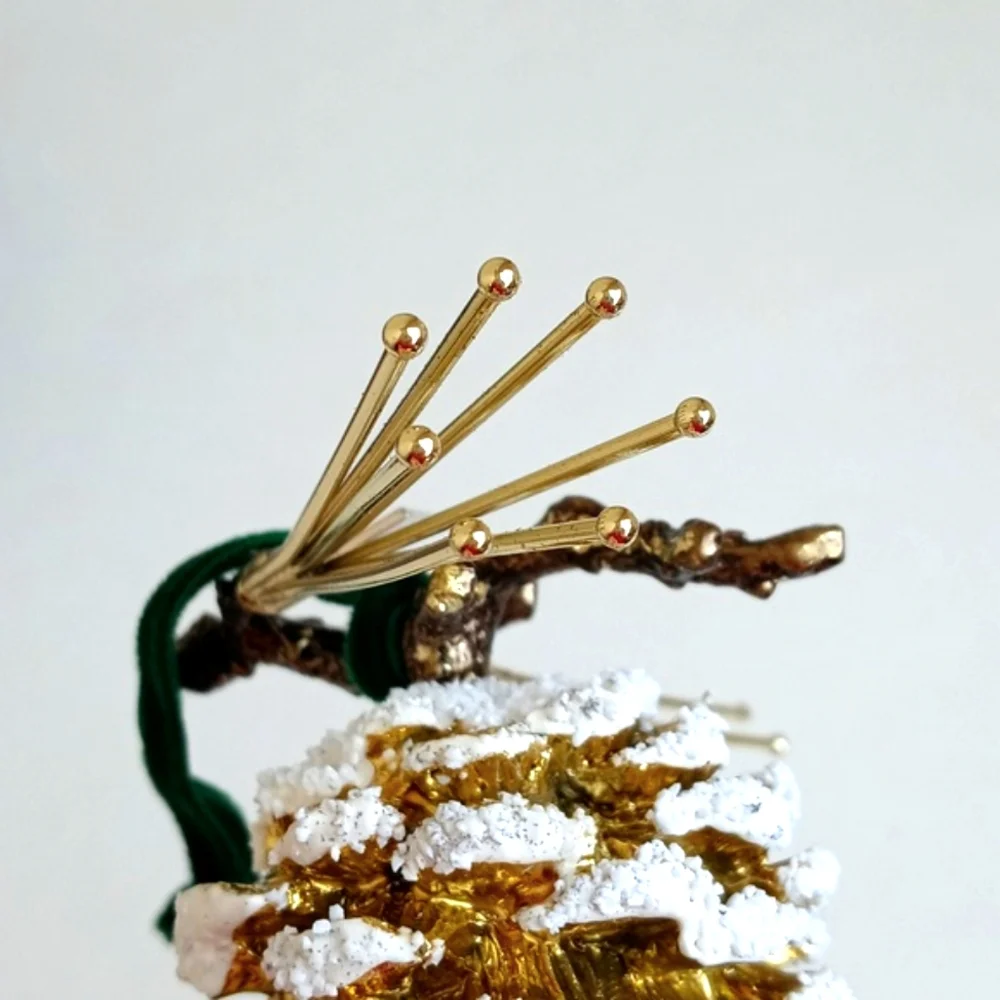 NIB Michael Aram Pine Cone Snowy Ornament With Green Velvet Ribbon - Picture 9 of 15